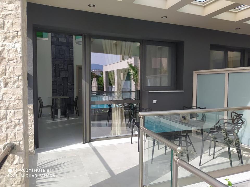 Amalia Deluxe Villas Vrasná Exterior foto
